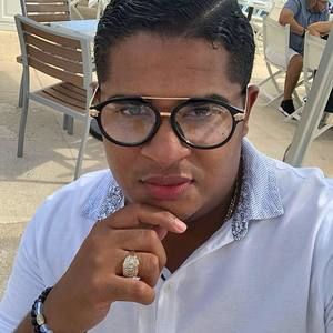 Meet your Posher, Elias antonio